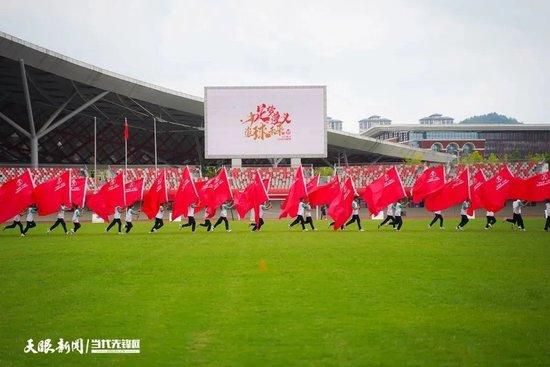 对方从替补席上拉上来很多体力充沛的球员，不像我们，如果我们在最后20分钟龟缩防守，那将会很困难。